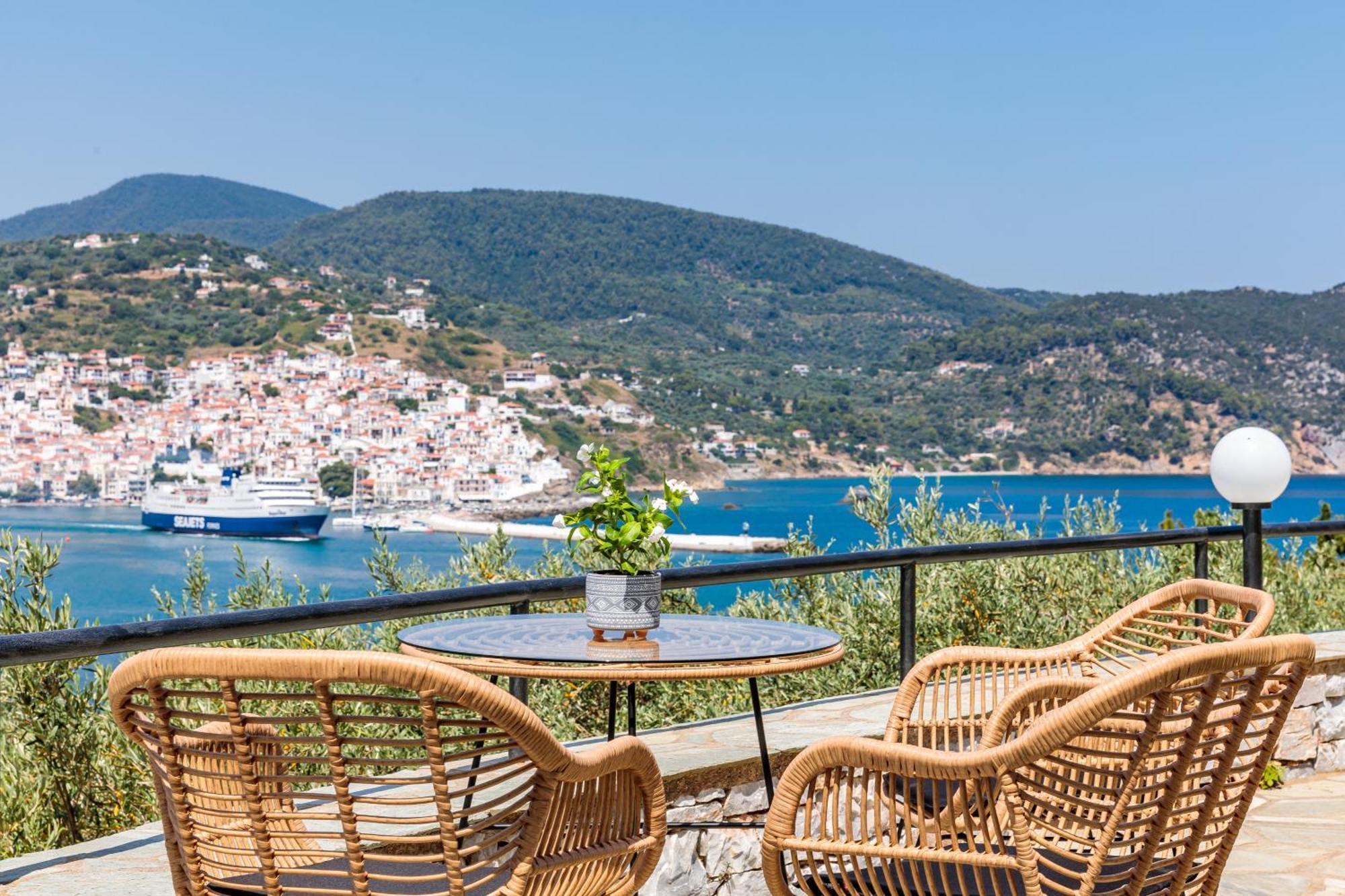 Ourania Studios & Apartments Skopelos Town Exterior foto